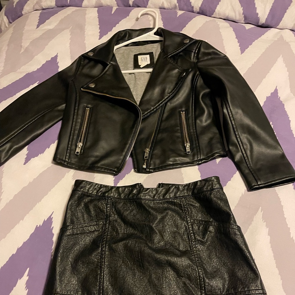 Girls Gap Black Leather Moto Jacket w/ faux leather skirt. Size Small
